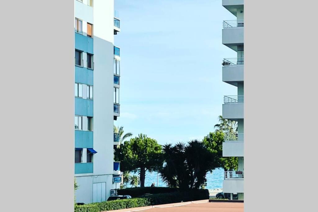 Magnifique 2P A Deux Pas De La Plage Cagnes-sur-Mer Exteriör bild